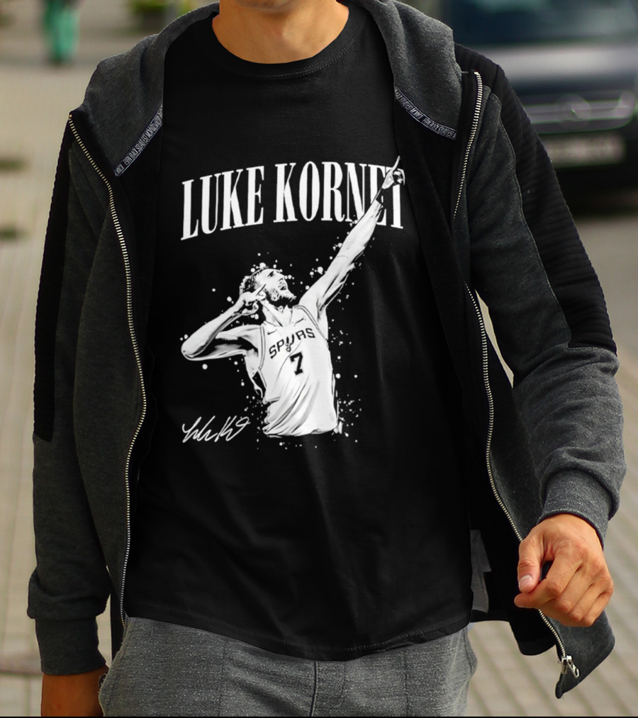 Luke Kornet San Antonio Basketball Number 7 Signature T-Shirt
