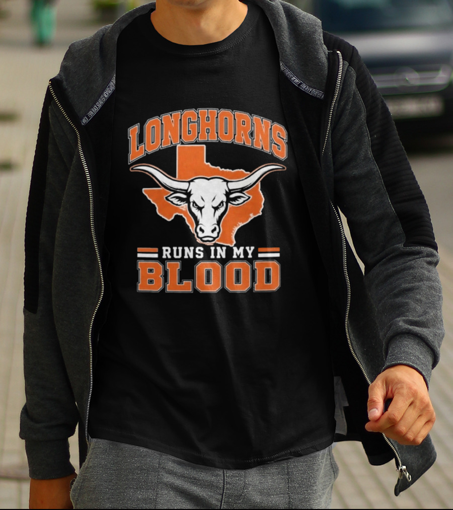 Texas Longhorns Runs In My Blood Longhorn Bull NCAA University Of Texas T-Shirt