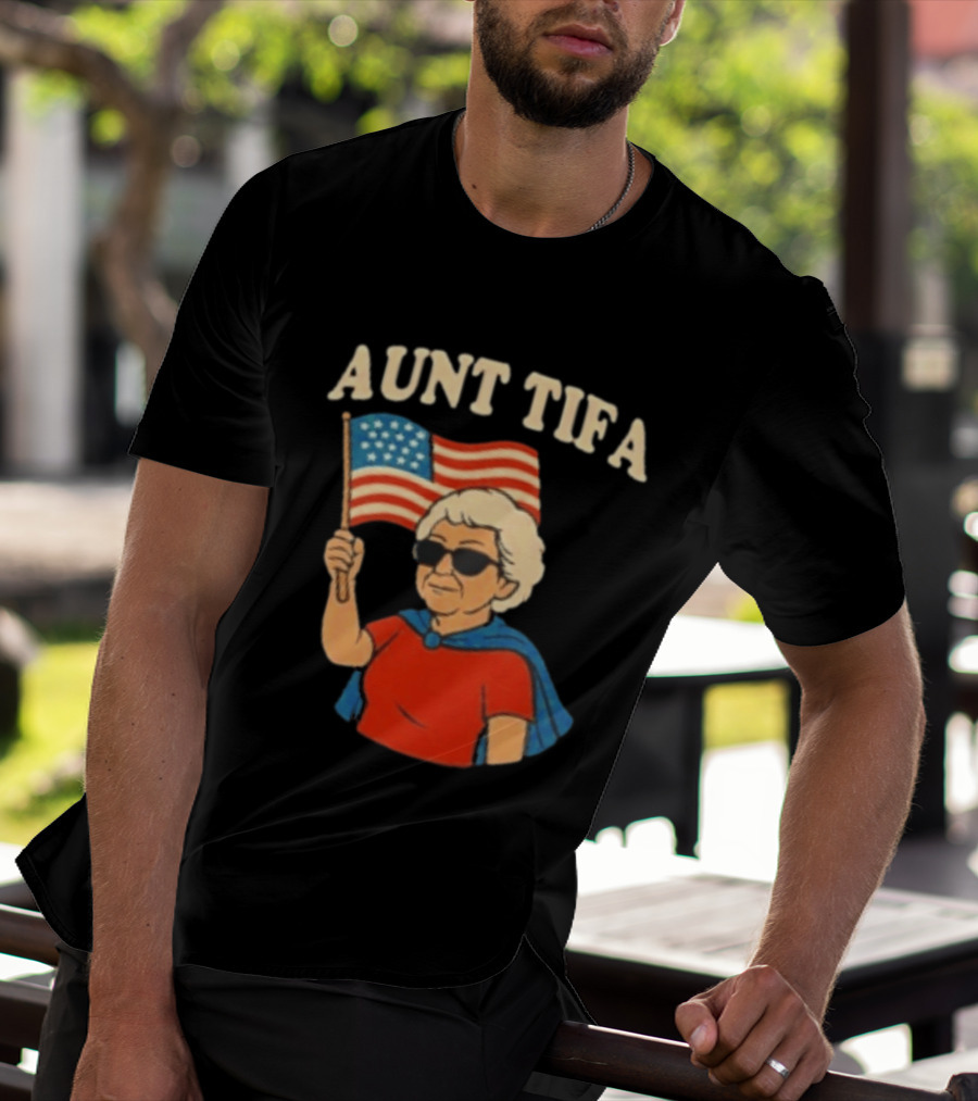 Aunt Tifa USA Flag And Cool Grandma In Sunglasses T-Shirt