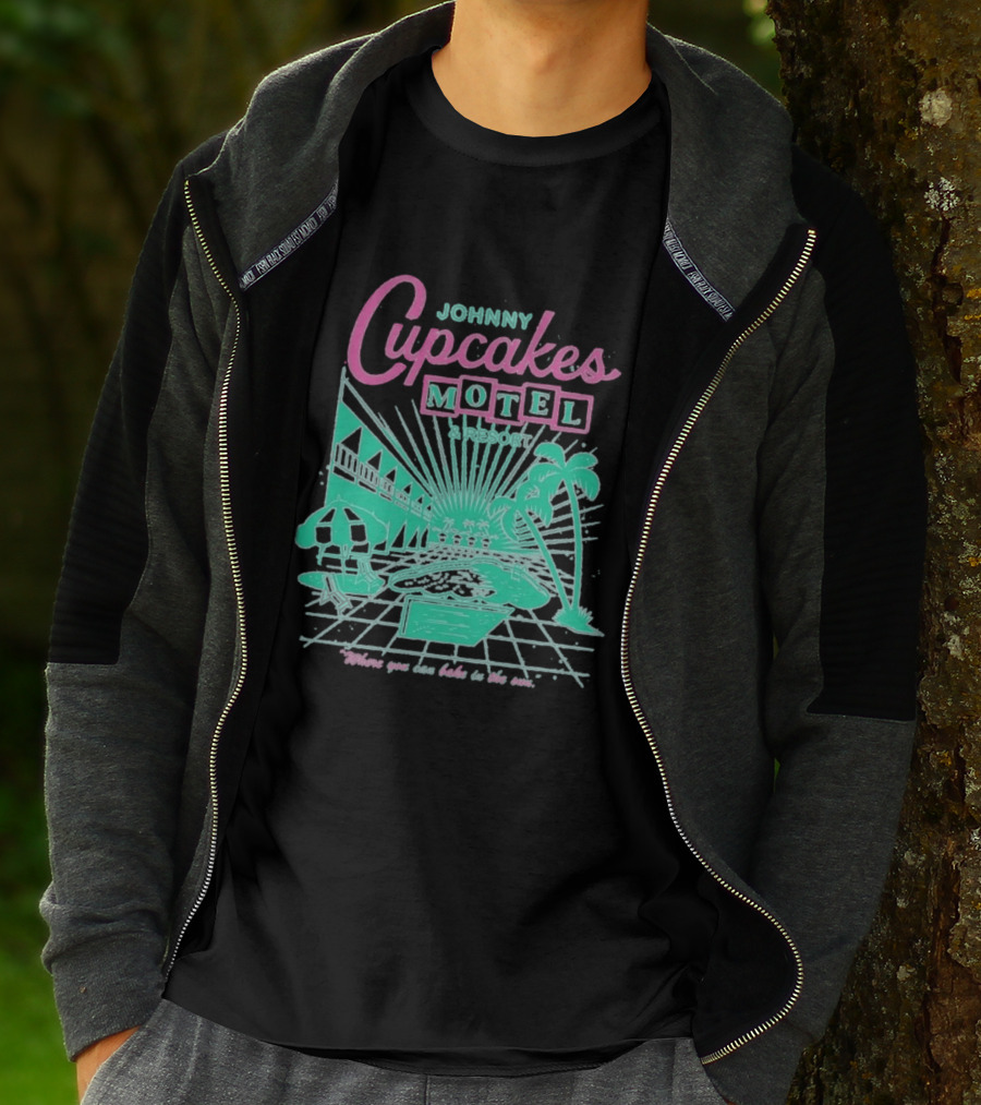 Johnny Cupcakes Motel Retro Resort Poolside Vibes Bake In The Sun Experience T-Shirt