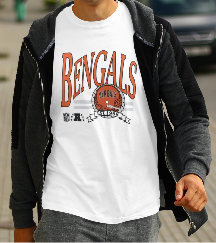 Bengals Est 1968 Helmet Vintage Football Cincinnati T-Shirt