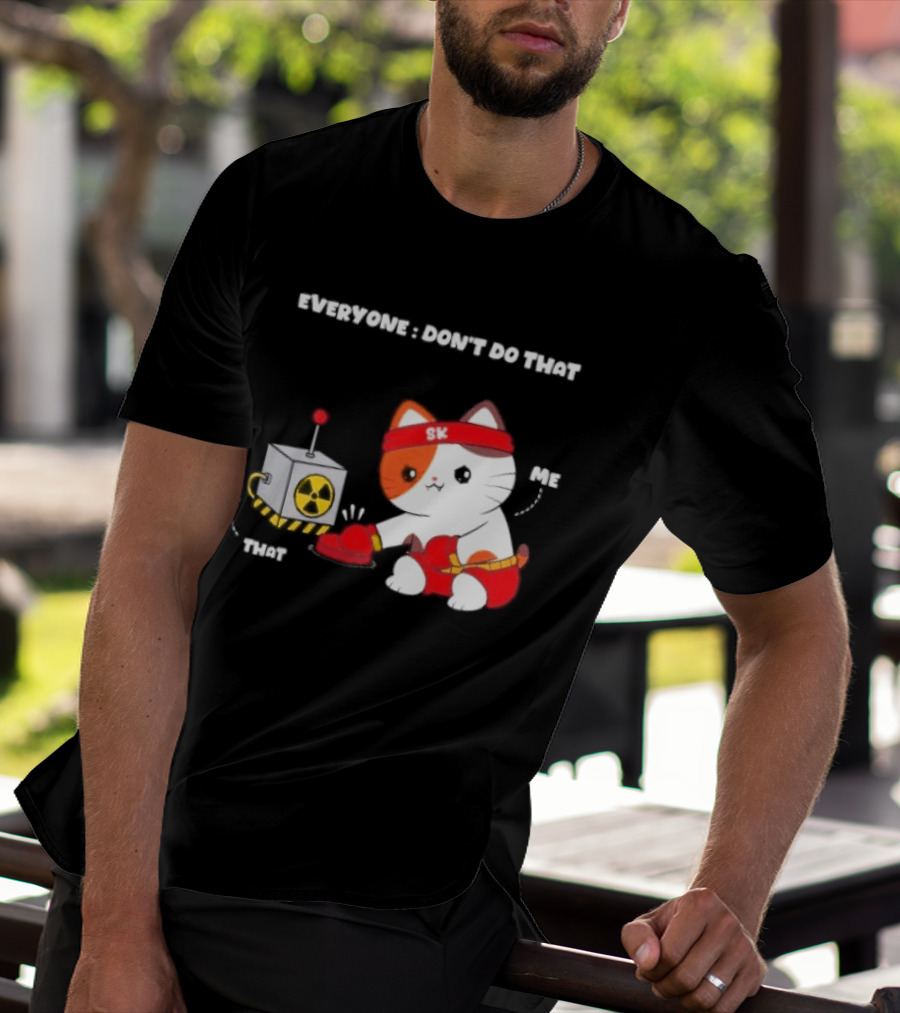 Cute Cat SK Headband Boxing Gloves Pressing Nuclear Button Don't Do That T-Shirt
