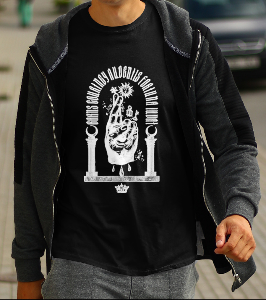 Barns Courtney Audentis Fortuna Iuvat Hand Symbol With Columns T-Shirt