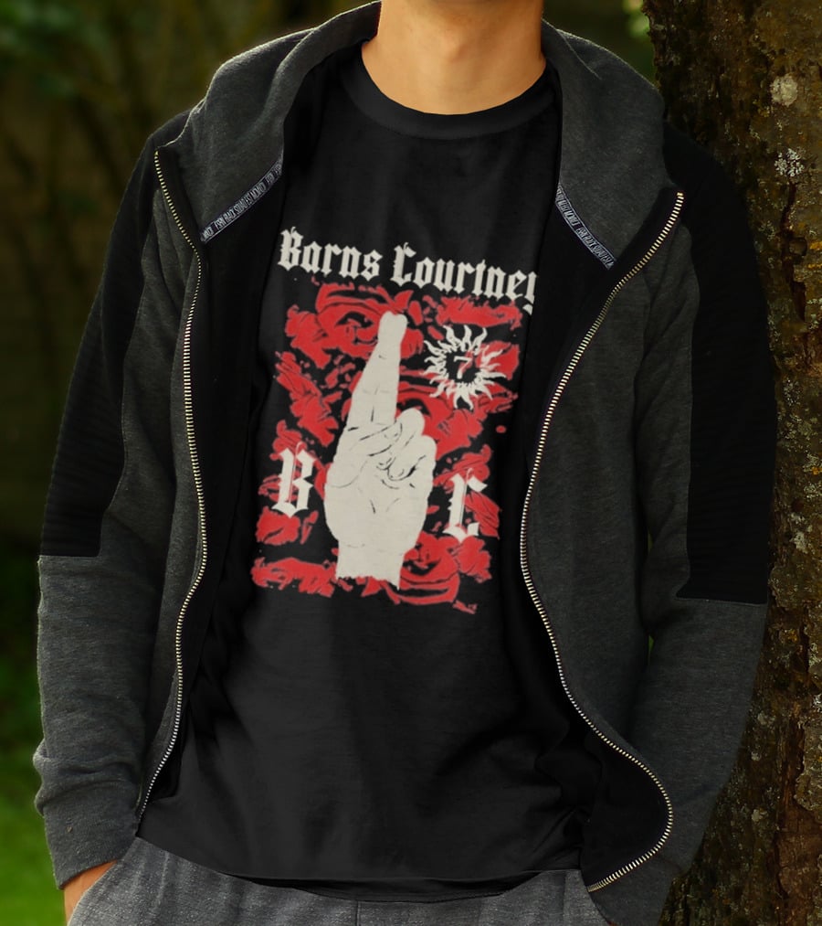 Barns Courtney Icon Roses Crossed Fingers V I C T-Shirt
