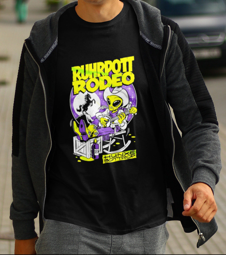 Ruhrpott Rodeo Hunxe Bottrop Extraterrestrial Banjo Player T-Shirt