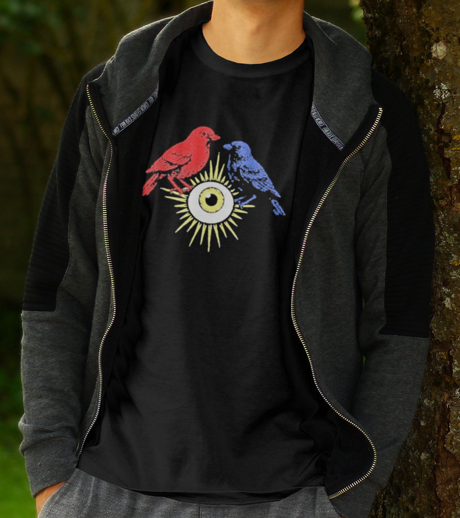 Upchurch Creeker III Red Blue Birds Sun Eye Motif T-Shirt