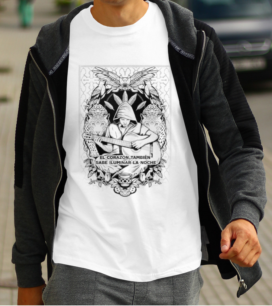 El Corazón También Sabe Iluminar La Noche Intricate Gothic Embrace T-Shirt