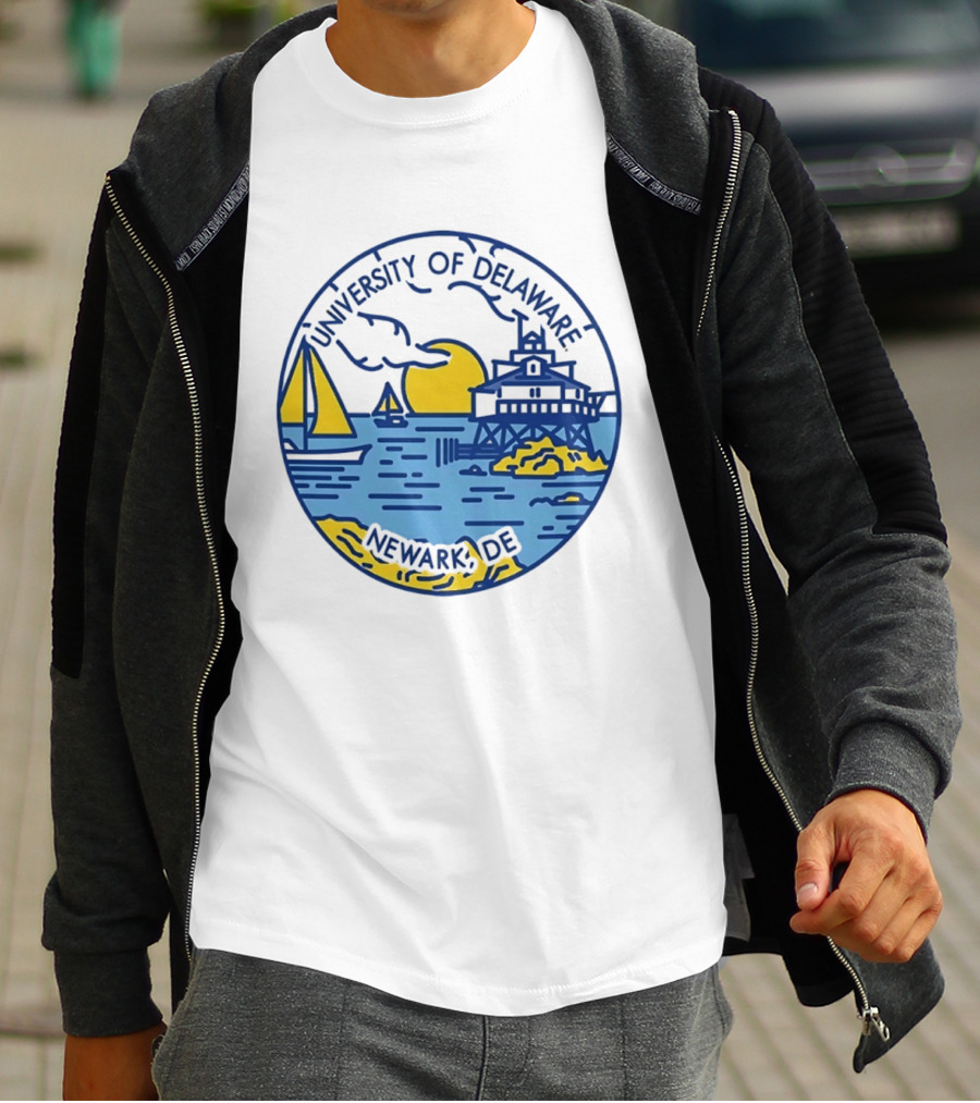 University Of Delaware Newark DE Scenic Coastal Sunset T-Shirt