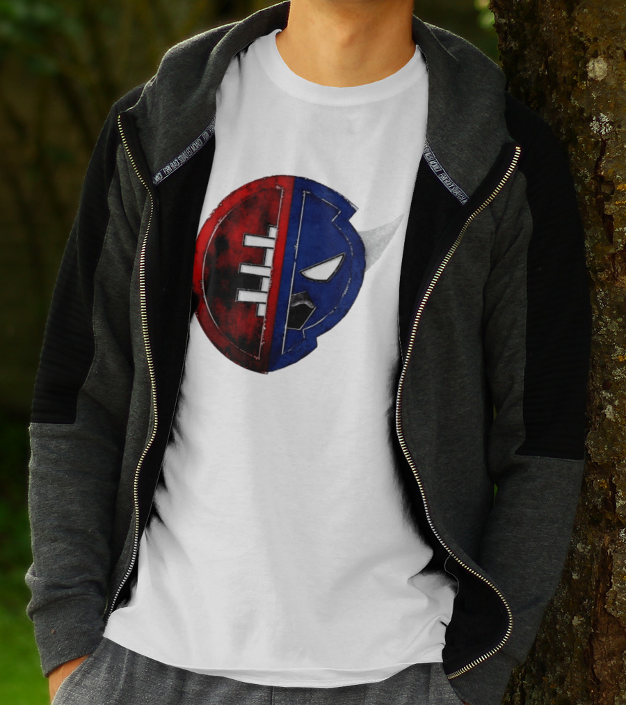Buffalo Football Fusion Mask Emblem Red Blue Horns T-Shirt