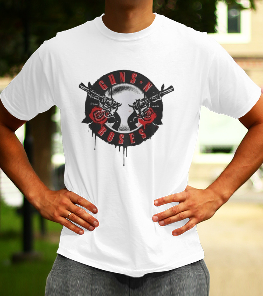 Guns N Roses World Tour 2026 Spray Painted Skull And Roses T-Shirt