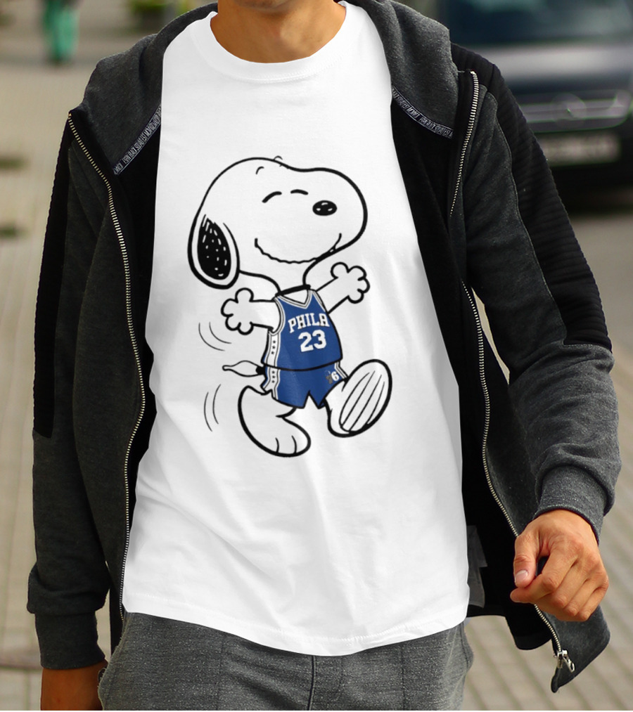 Snoopy Philly 23 Basketball Peanuts X LeBron James Philadelphia Sixer T-Shirt