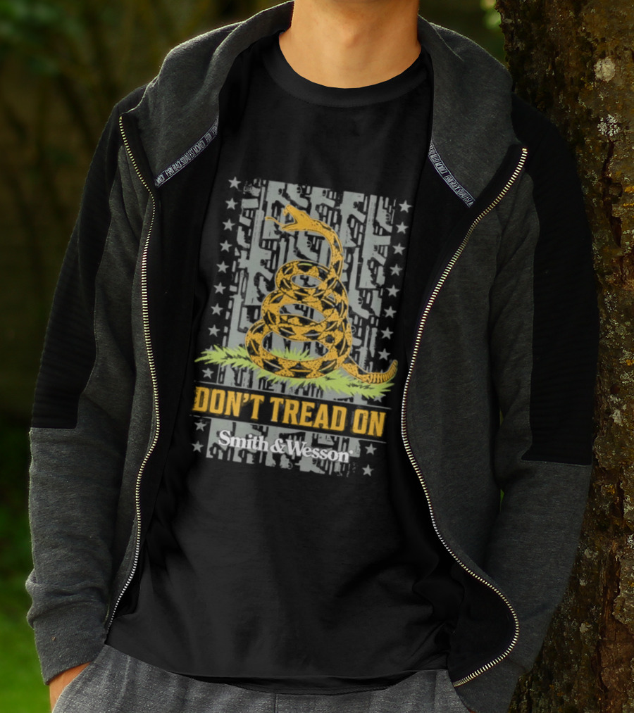 Don't Tread On Me Smith And Wesson Gadsden Flag Coiled Snake T-Shirt