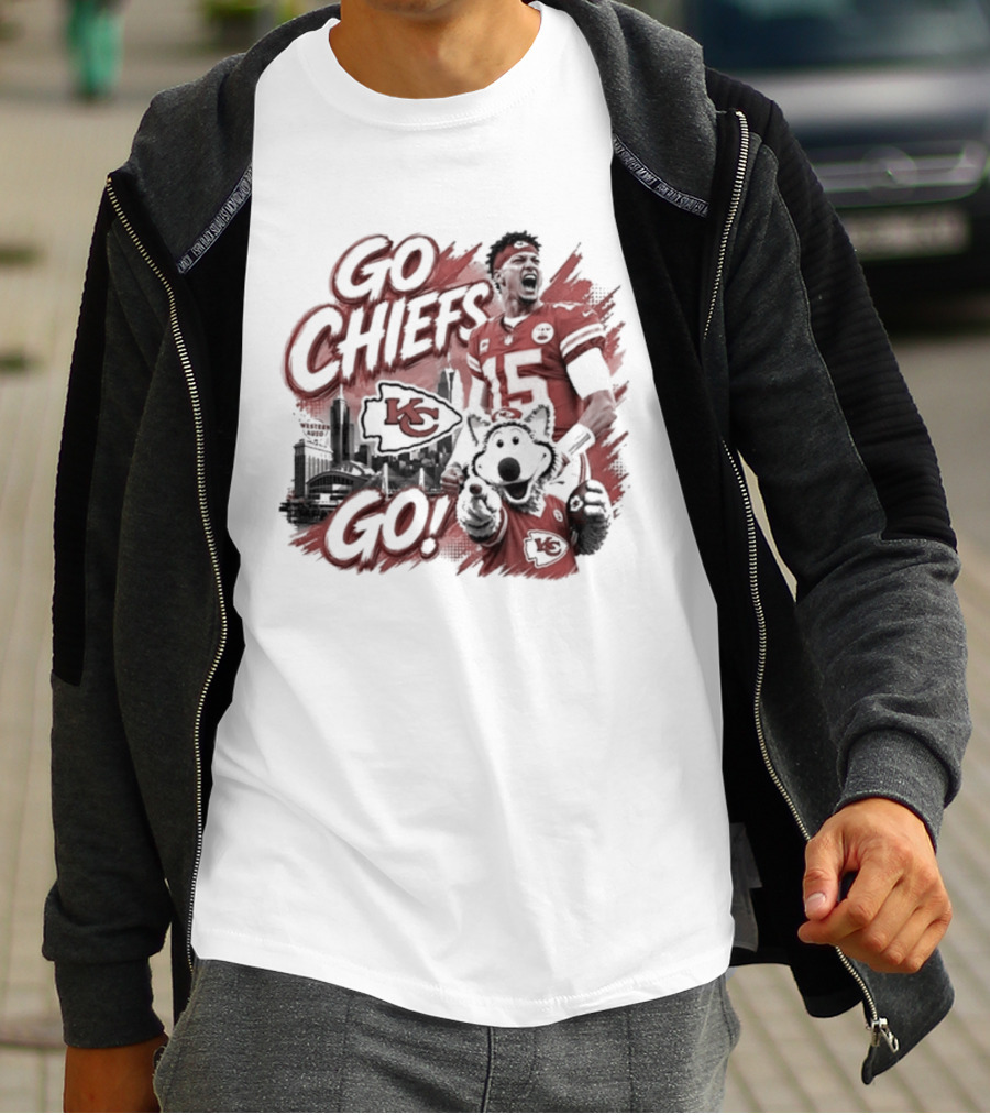 Go Chiefs Go Patrick Mahomes KC Wolf Kansas City Chiefs T-Shirt