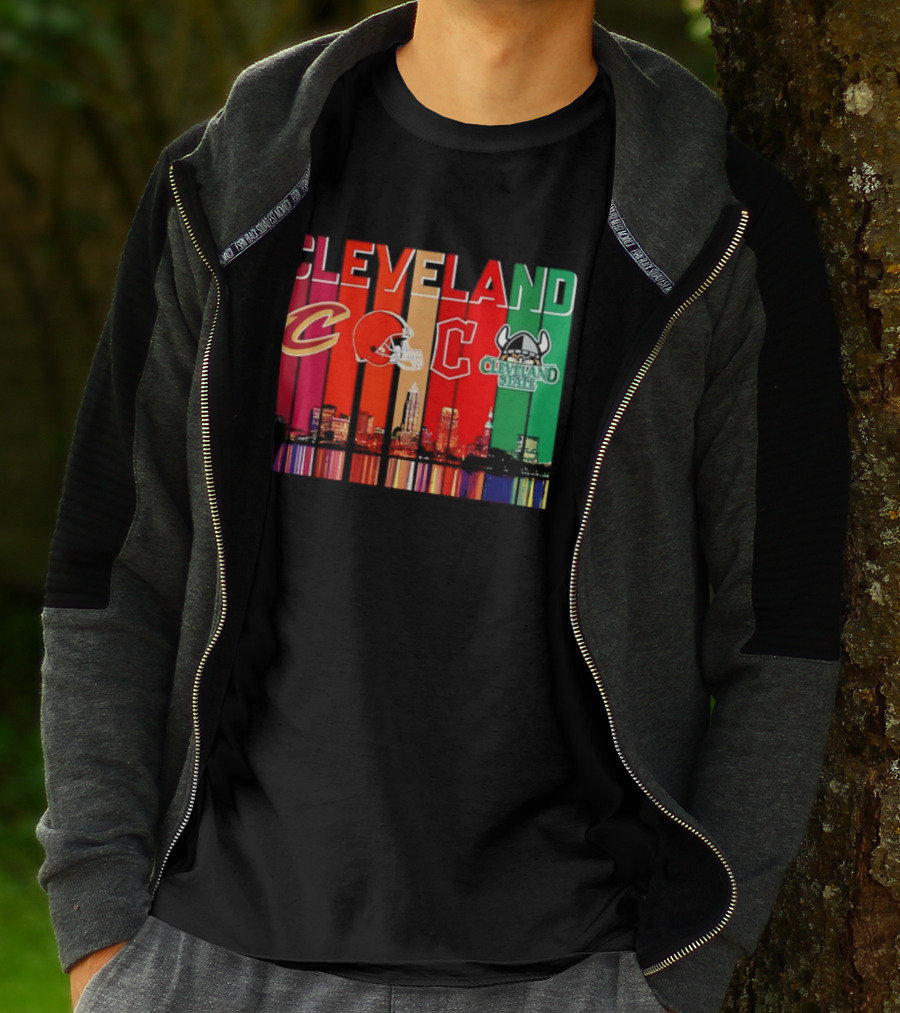 Cleveland Cavaliers Browns Guardians Cleveland State Vikings City Skyline T-Shirt