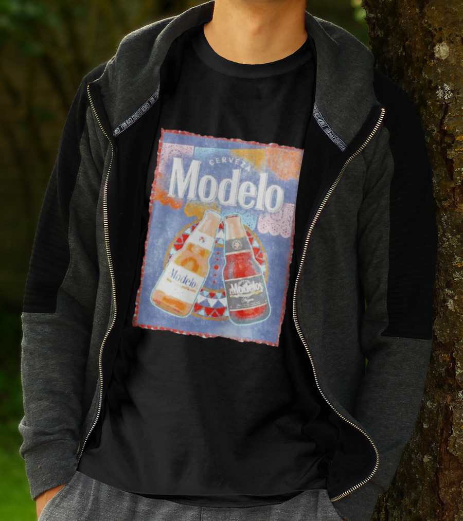 Cerveza Modelo Mexican Beer Bottles T-Shirt