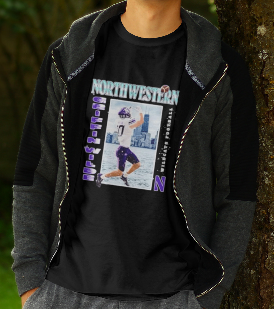 Northwestern Wildcats Football Griffin Wilde No 17 Chicago Skyline T-Shirt