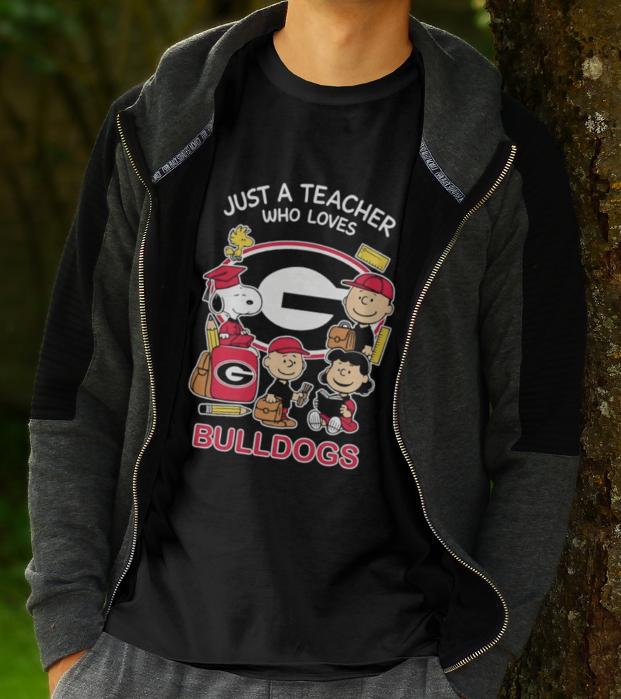Just A Teacher Who Loves Bulldogs Peanuts X Georgia Football Academics T-Shirt