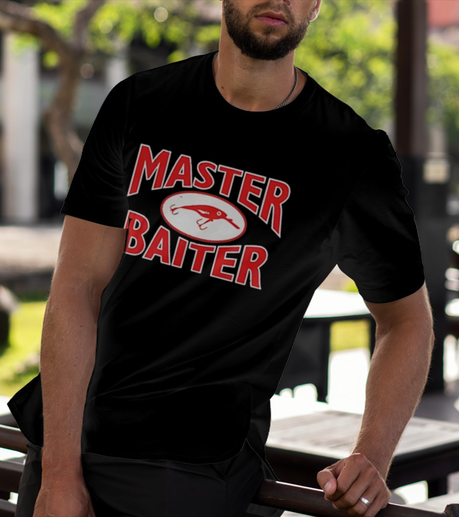 Master Baiter Fishing Lure Nostalgic Humor Décor T-Shirt
