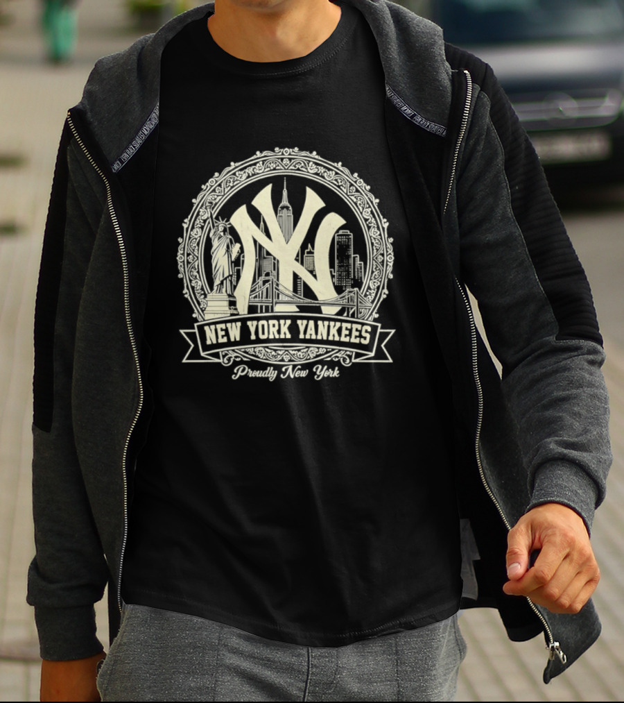 New York Yankees NY Skyline Proudly New York T-Shirt