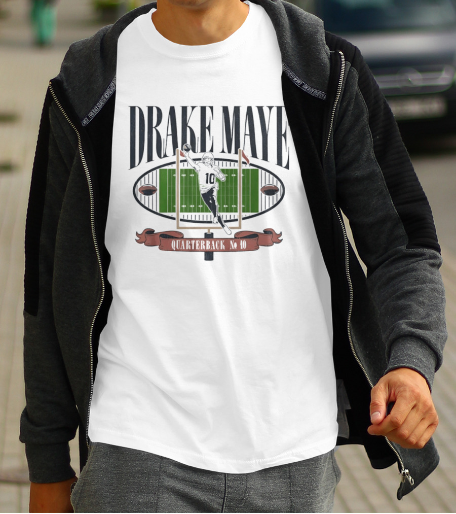 Drake Maye Quarterback No. 10 Football Gridiron Standouts T-Shirt