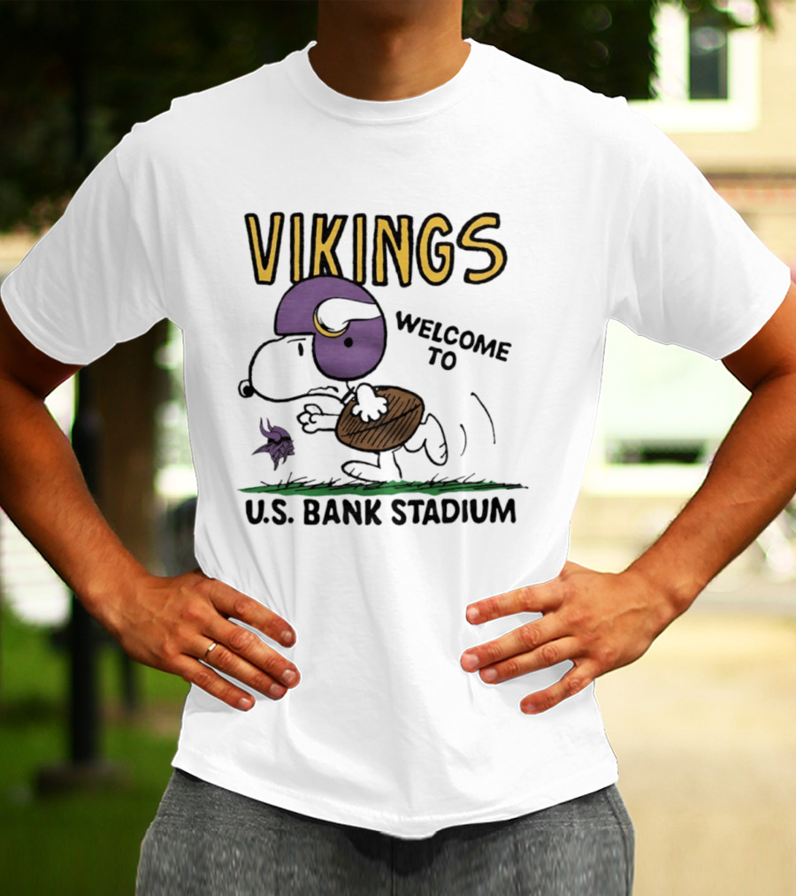 Minnesota Vikings Snoopy Welcome To U.S. Bank Stadium Peanuts Collaboration T-Shirt
