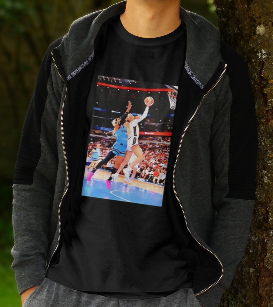 Caitlin Clark Indiana Fever Gameplay Action WNBA Basketball Competition T-Shirt