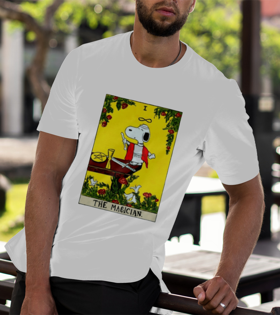 Snoopy Peanuts The Magician Tarot Card T-Shirt