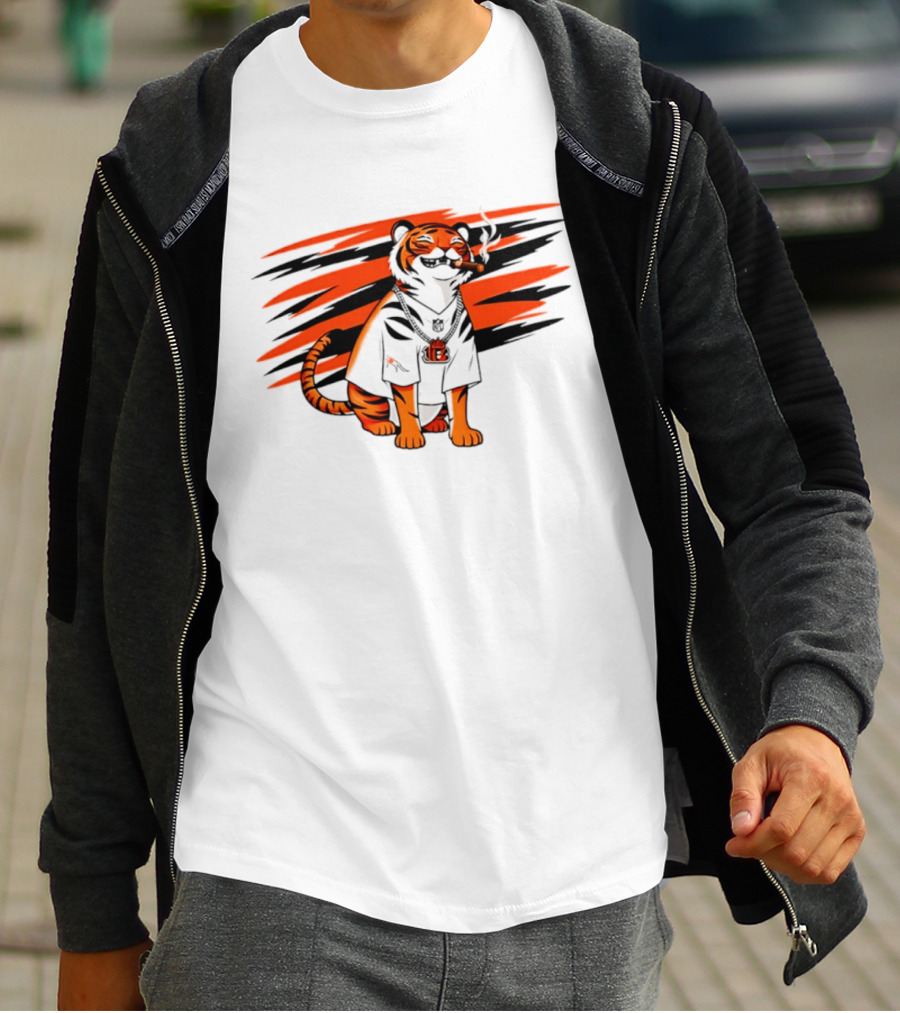Cincinnati Bengals Tiger With Cigar And KGM Chain T-Shirt