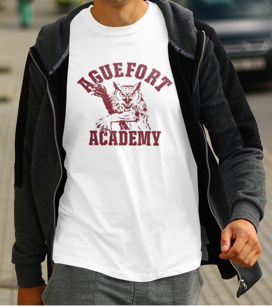 Aguefort Academy Owl Vintage Collegiate Style Owl T-Shirt