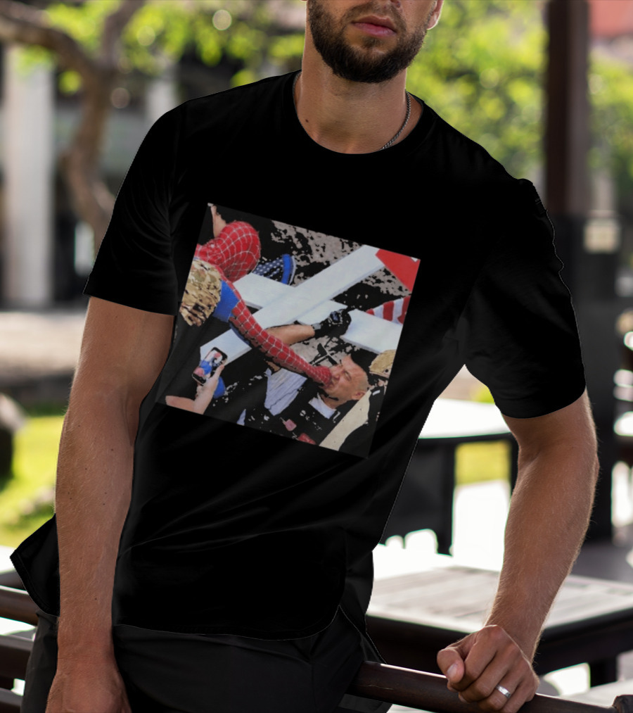 Minneapolis Spiderman Punching Police Protest Scene T-Shirt
