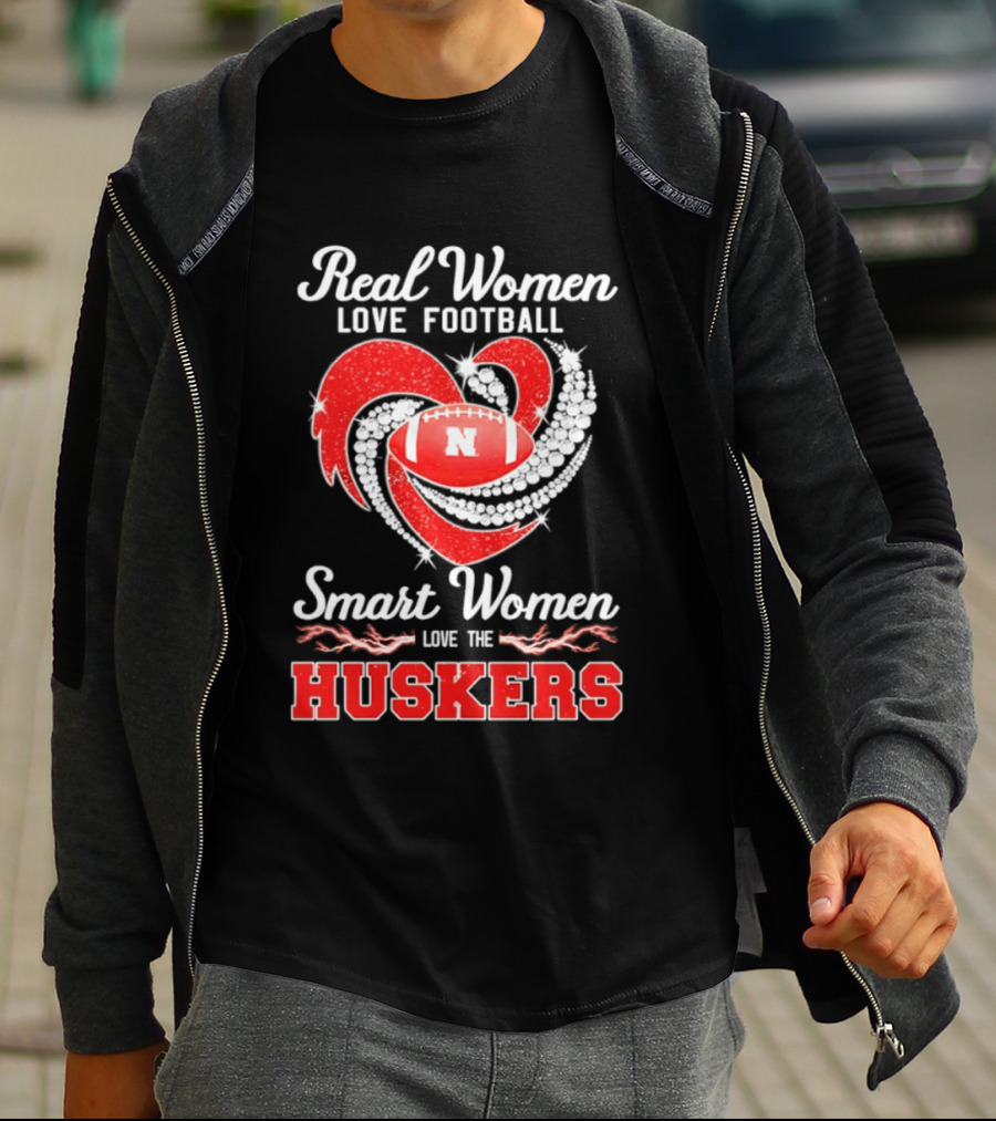 Real Women Love Football Smart Women Love The Nebraska Huskers Football Heart T-Shirt