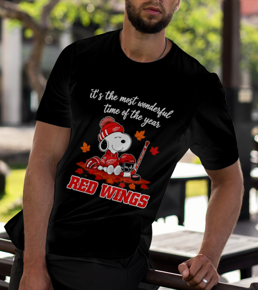 It's The Most Wonderful Time Of The Year Detroit Red Wings Snoopy Halloween 2026 T-Shirt