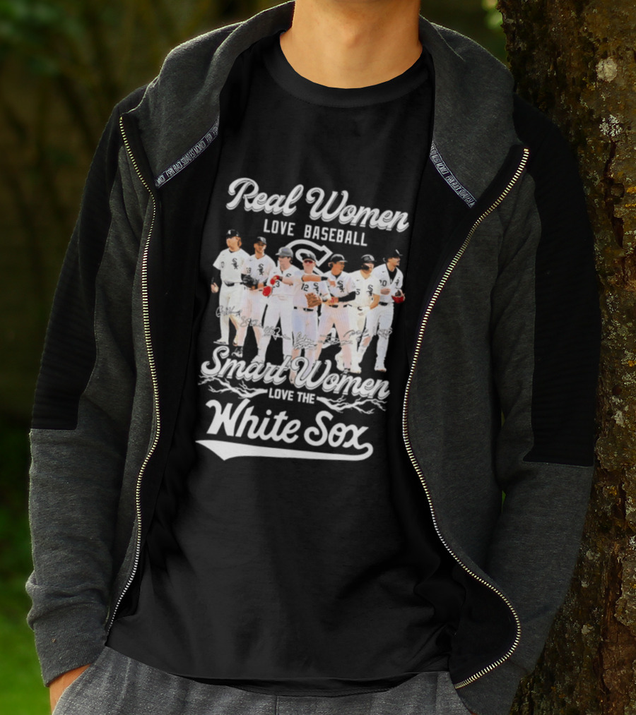 Real Women Love Baseball Smart Women Love The Chicago White Sox T-Shirt