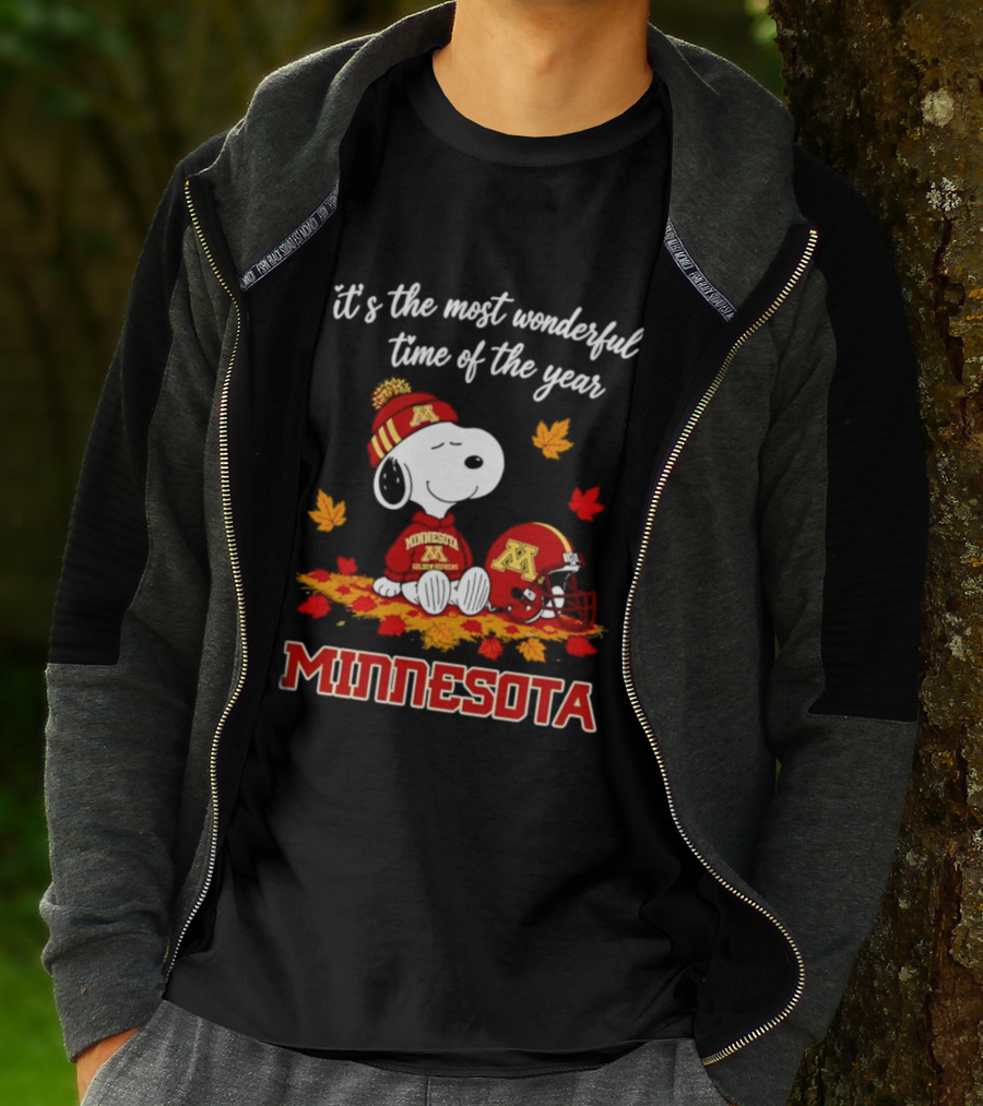 Minnesota Golden Gophers Snoopy Fall Autumn Leaves It's The Most Wonderful Time Of The Year T-Shirt