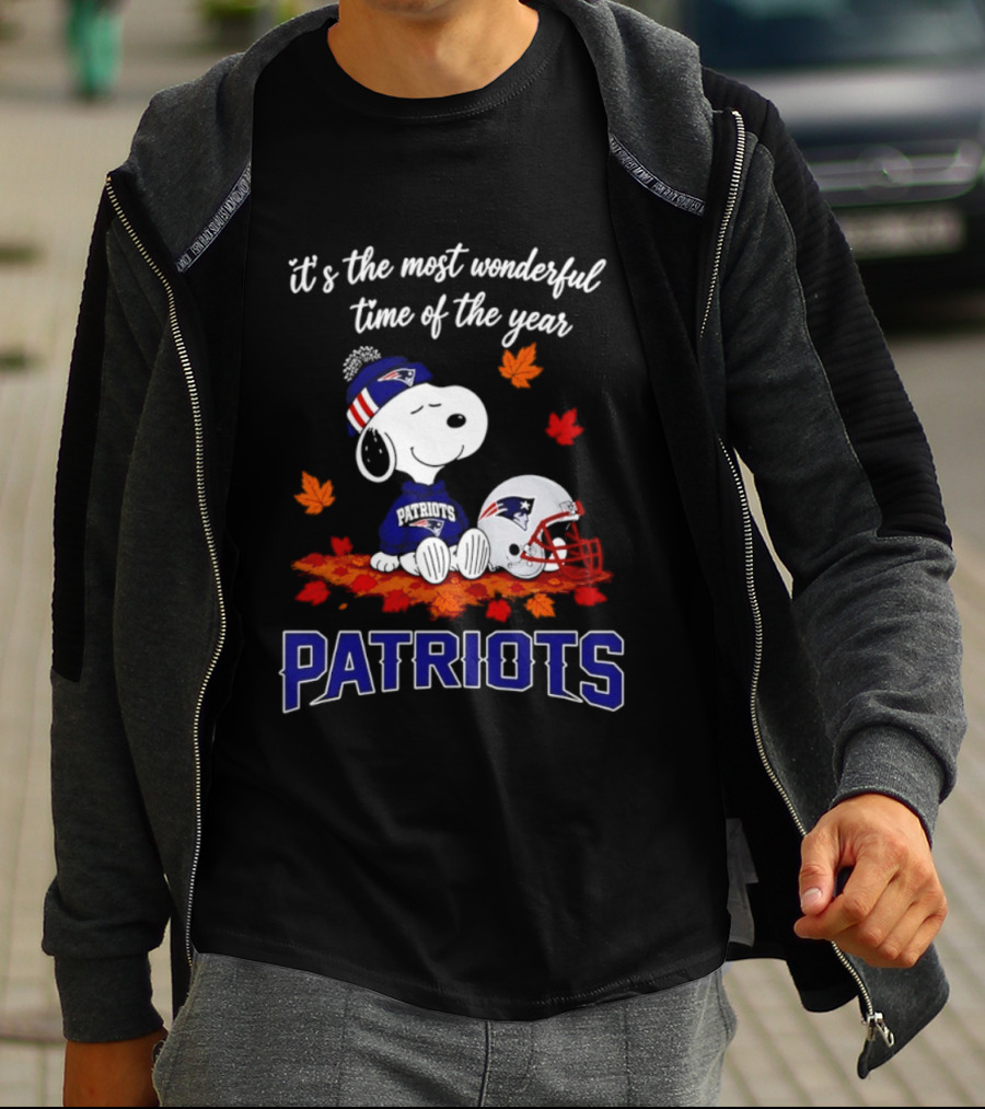 New England Patriots Snoopy Fall Halloween 2026 Most Wonderful Time Of The Year T-Shirt