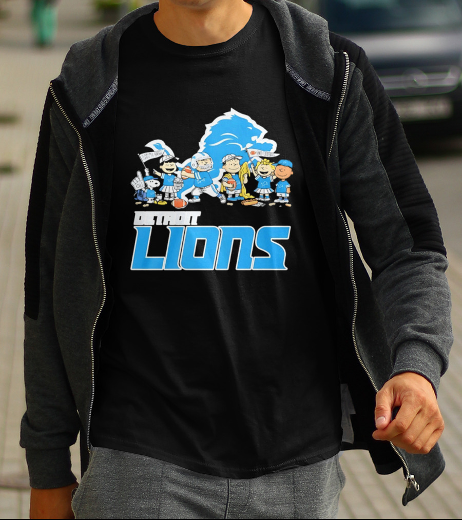 Peanuts Characters With Detroit Lions Team Collaboration T-Shirt