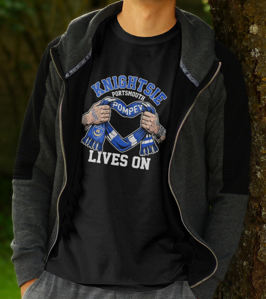 KNIGHTSIE Portsmouth PUFC Pompey Lives On T-Shirt
