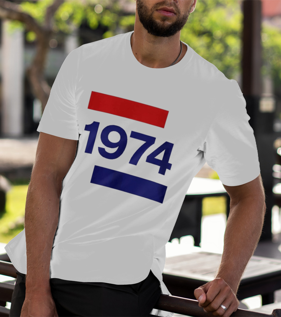 Chris Martin 1974 Vintage Blue And Red Stripes T-Shirt