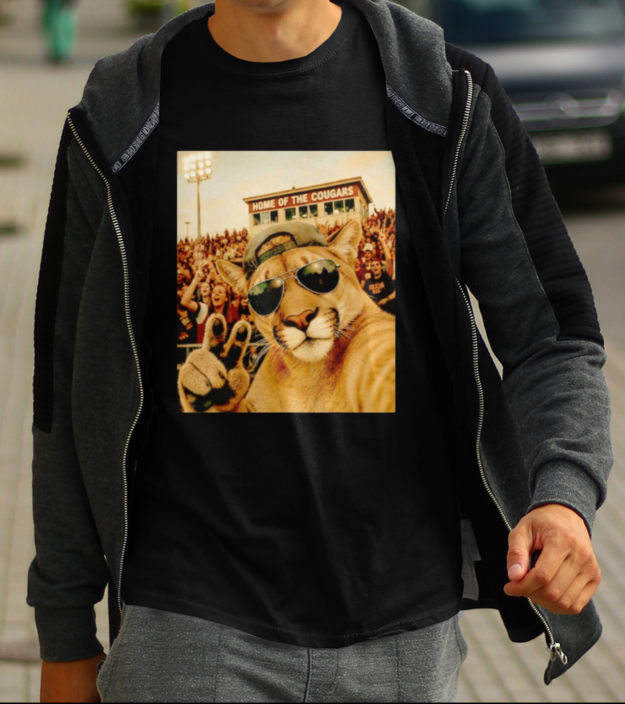 Cougar Selfie Home Of The Cougars Game Day Crowd T-Shirt