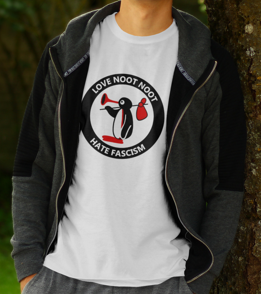 Love Noot Noot Hate Fascism Penguin Carrying Red Bag T-Shirt