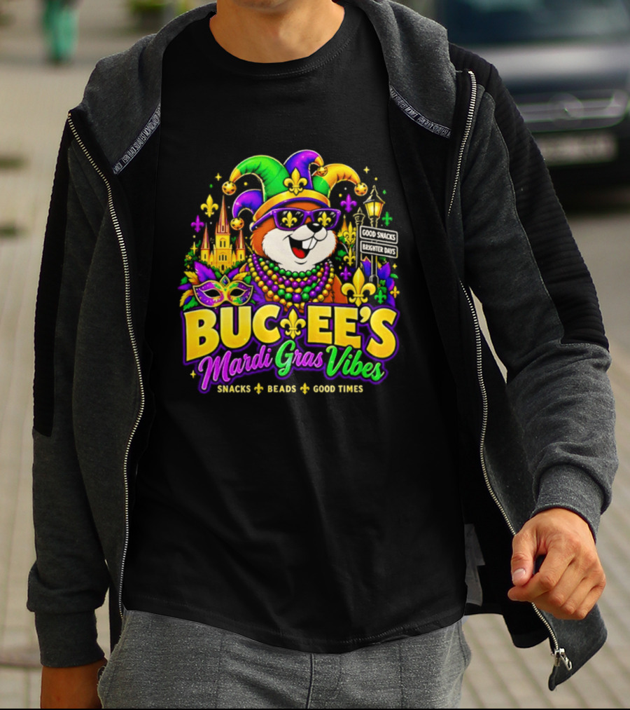 Buc Ee's Mardi Gras Vibes Snacks Beads Good Times T-Shirt