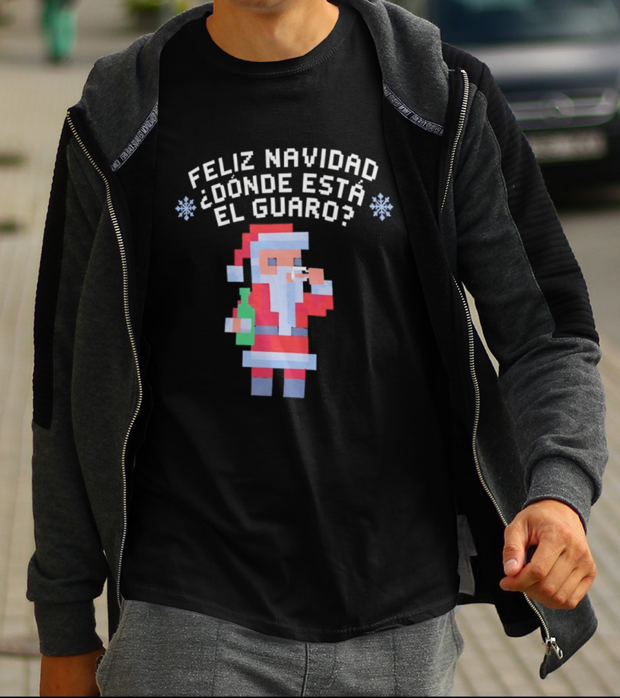 Feliz Navidad Dónde Está El Guaro Santa With Drink And Bottle T-Shirt