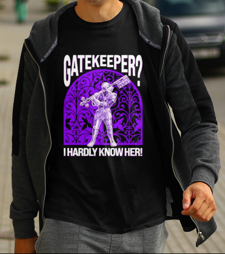 Gatekeeper I Hardly Know Her Knight In Armor Key Sword Purple T-Shirt