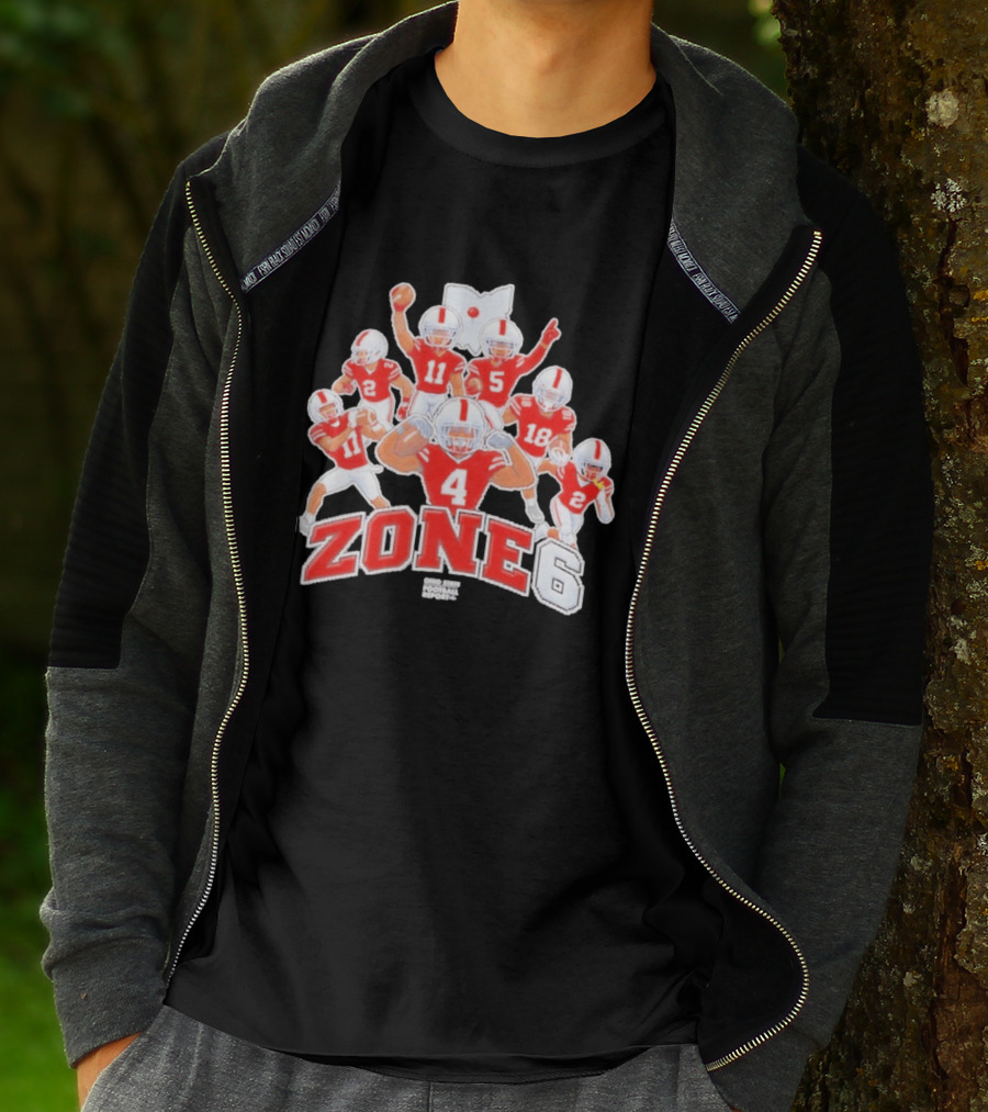 Zone 6 Ohio State Buckeyes Football Players Pose With State T-Shirt