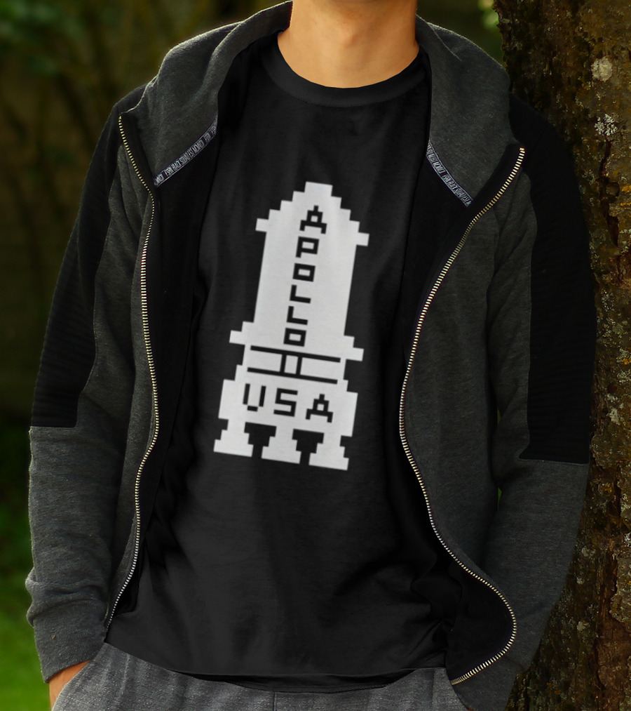 Apollo USA Rocket NASA Pixel T-Shirt
