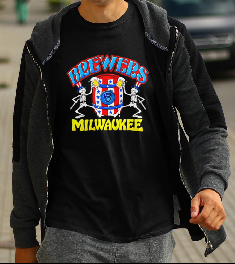 Brewers Milwaukee Skeleton Patriotic Barrel T-Shirt