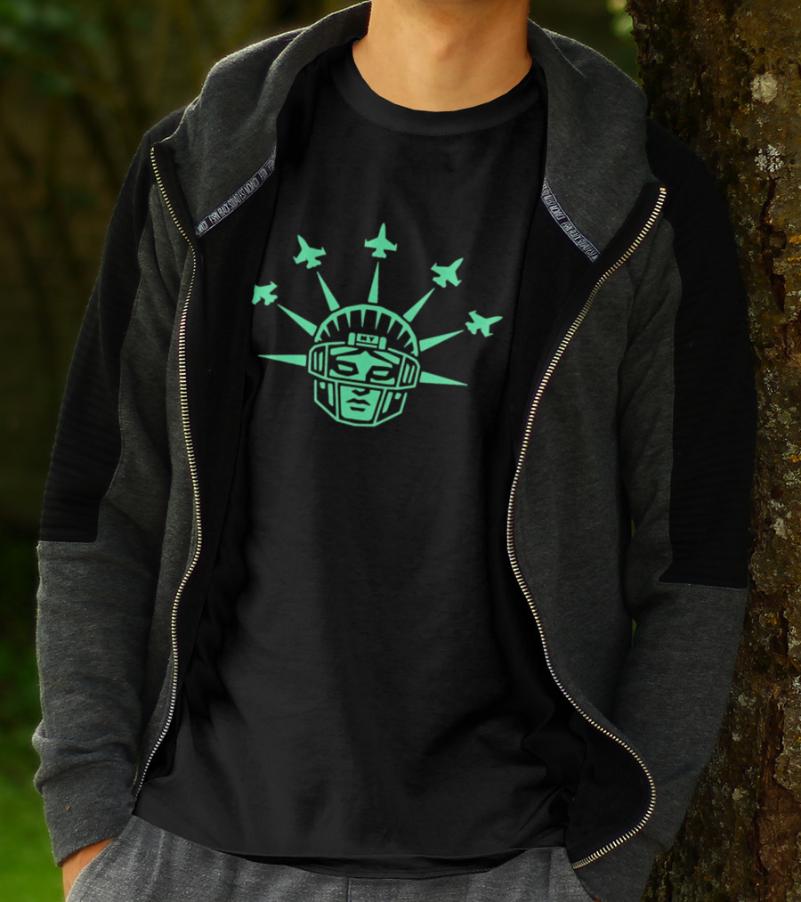 Statue Liberty Helmet New York Jets Football Formation T-Shirt