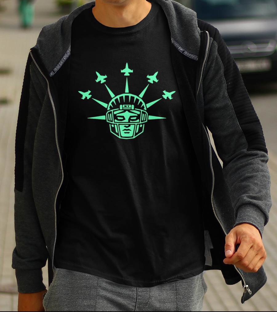 Statue Liberty Helmet New York Jets Football Formation T-Shirt