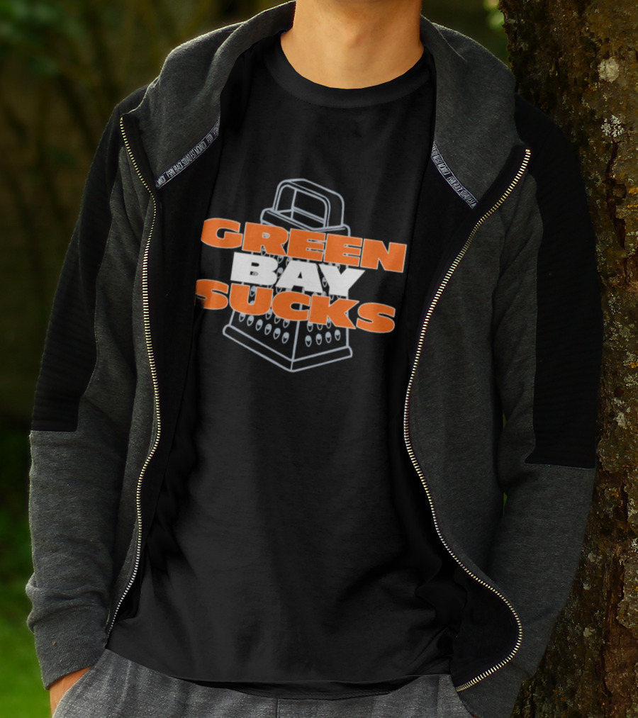 Chicago Bears Green Bay Sucks Cheese Grater T-Shirt