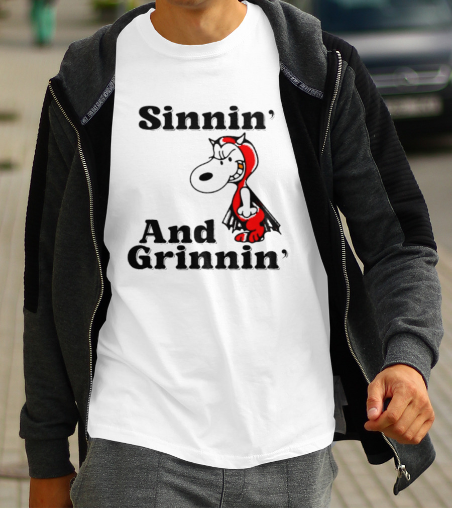 Sinnin' And Grinnin' Snoopy Devil Peanuts Cartoon T-Shirt